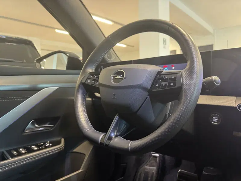 Opel Astra usata a Messina (14)