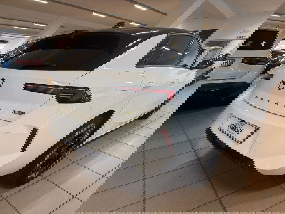 Opel Astra usata a Messina (3)