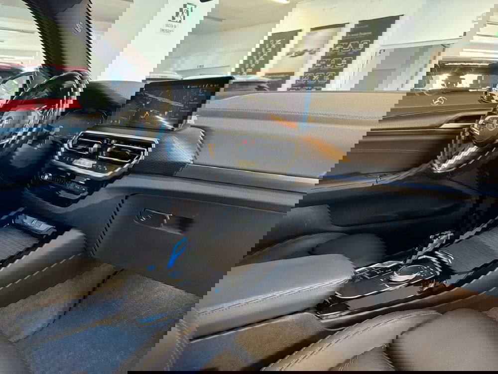 BMW iX3 usata a Messina (10)