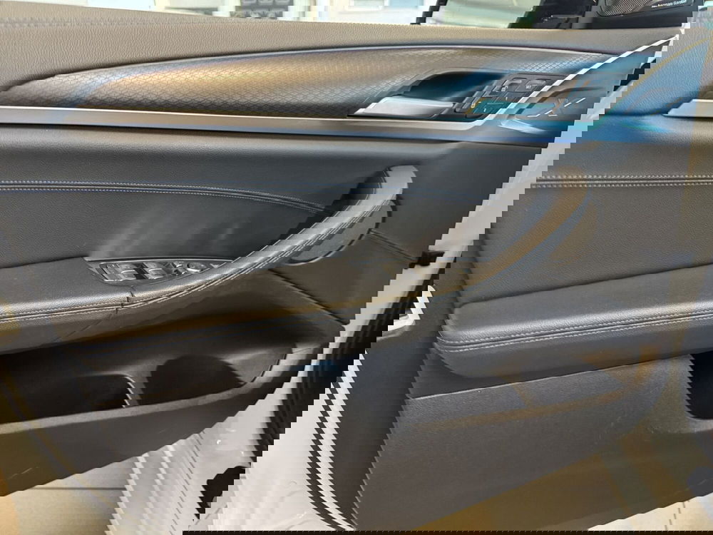 BMW iX3 usata a Messina (7)