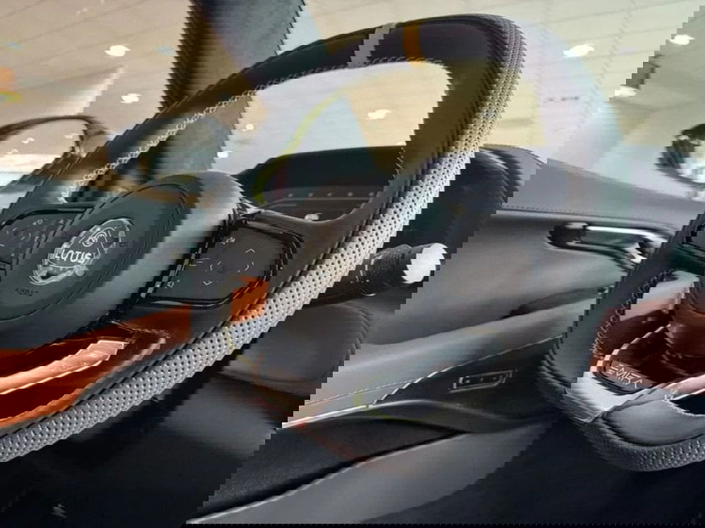 Lotus Emira nuova a Messina (14)