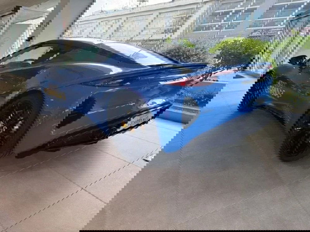 Lotus Emira nuova a Messina (4)