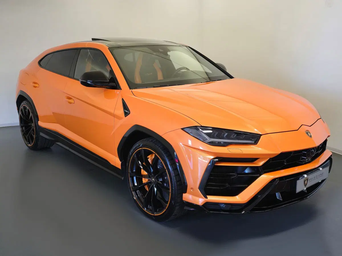 Lamborghini Urus usata a Bologna