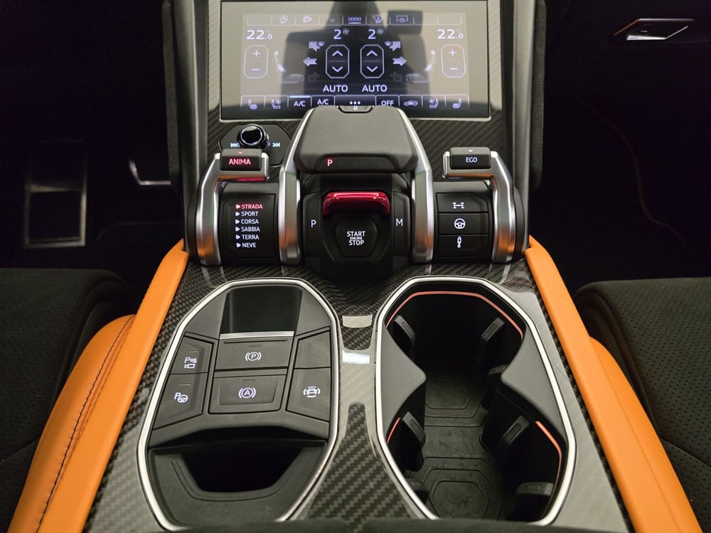 Lamborghini Urus usata a Bologna (19)