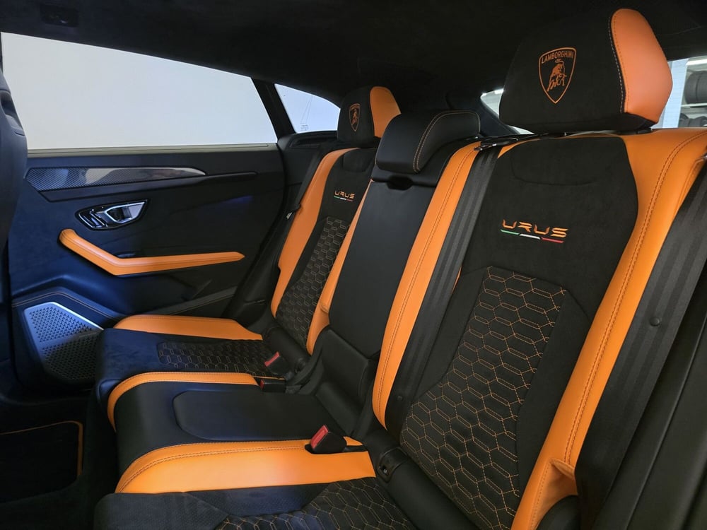 Lamborghini Urus usata a Bologna (8)