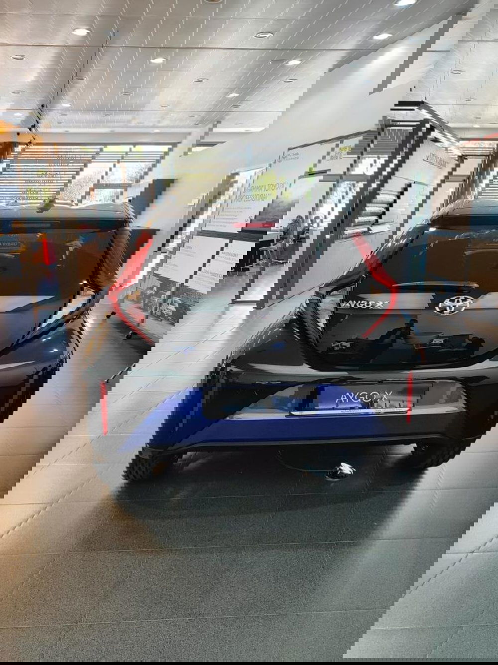 Toyota Aygo X nuova a Perugia (3)