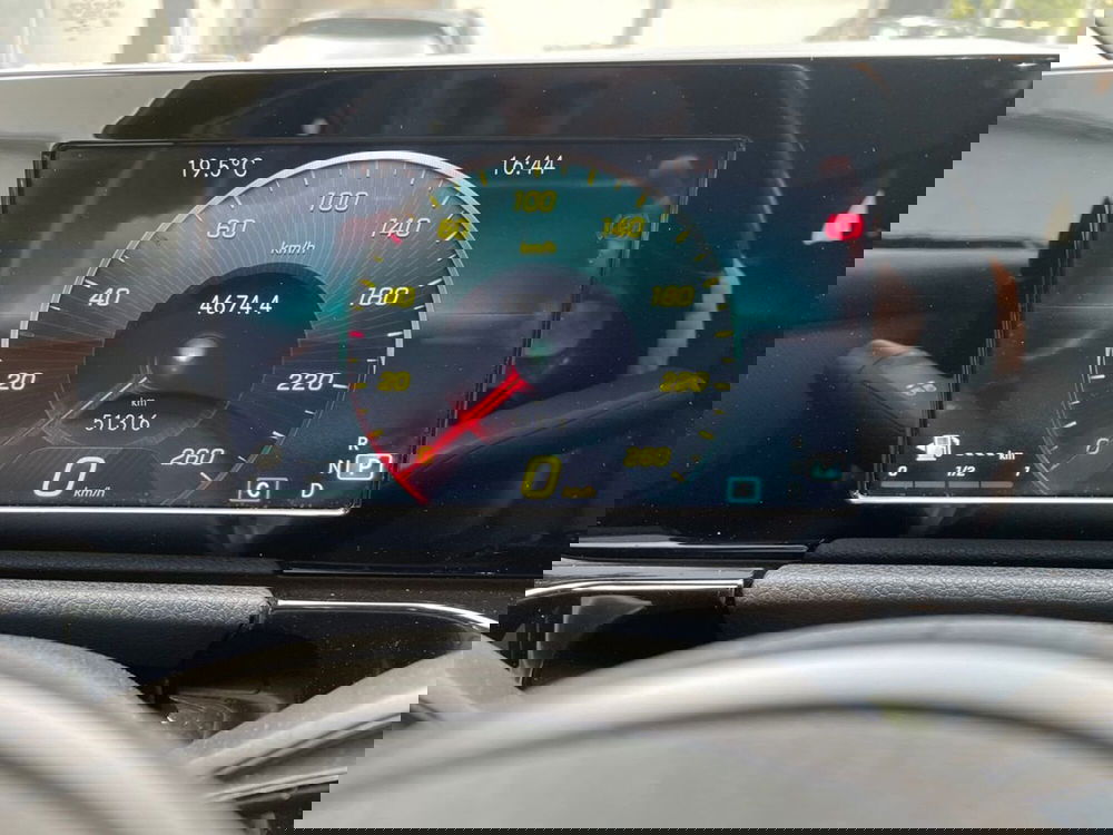 Mercedes-Benz GLA SUV usata a Prato (13)