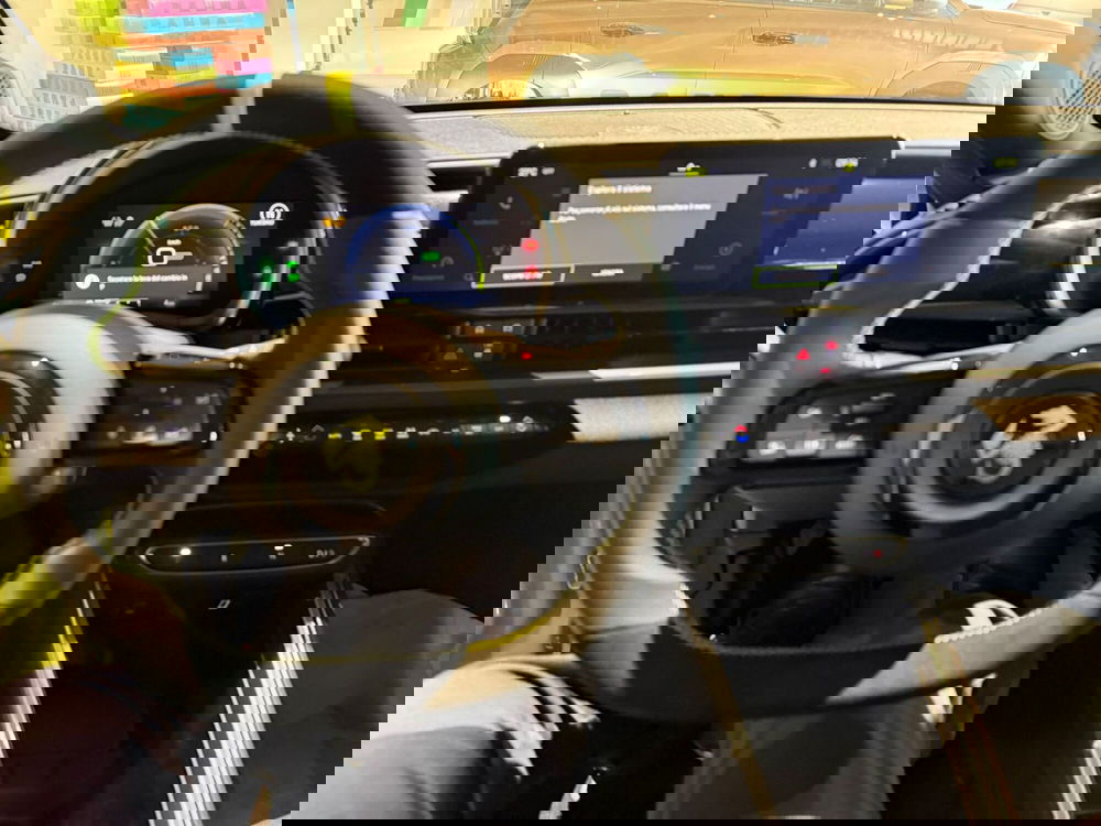 Abarth 600e nuova a Frosinone (14)