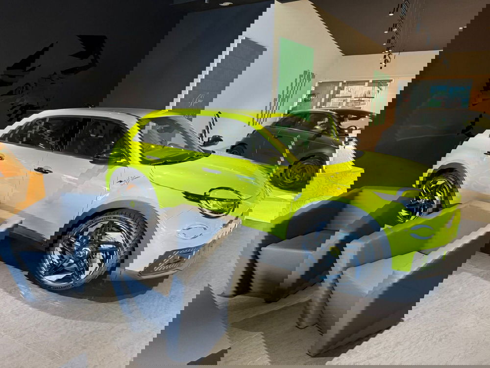 Abarth 600e nuova a Frosinone (3)