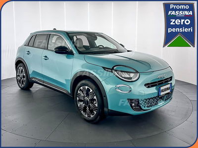 Fiat 600 1.2 hybrid La Prima 145cv auto nuova a Milano