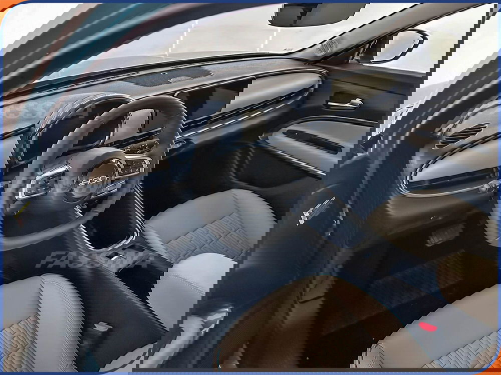 Fiat 600 nuova a Milano (9)