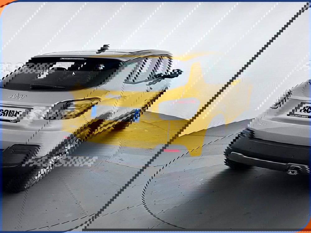 Jeep Avenger nuova a Milano (6)