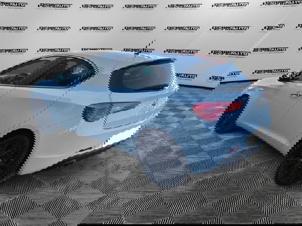 Alfa Romeo Giulietta usata a Parma (3)
