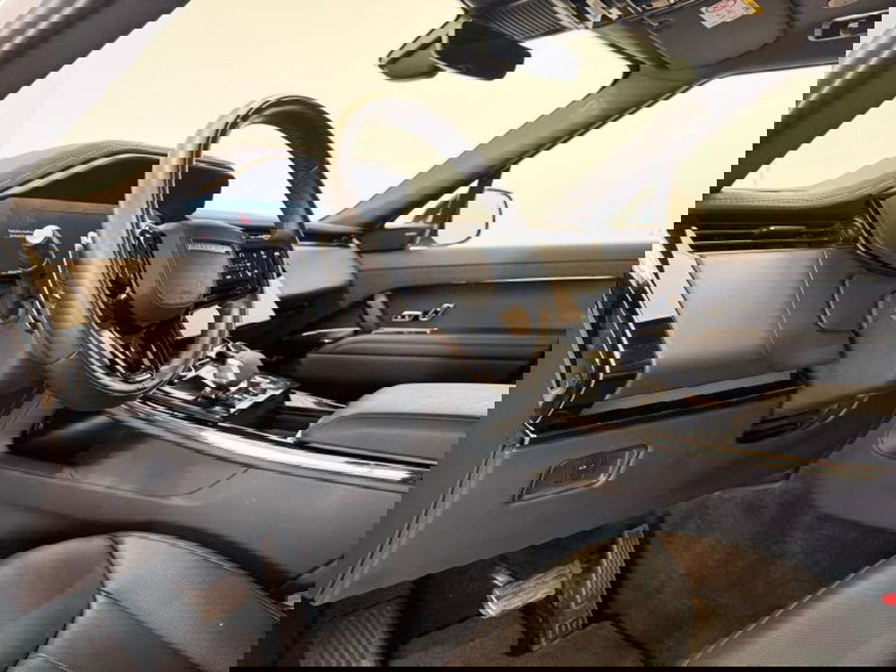 Land Rover Range Rover Sport usata a Venezia (6)