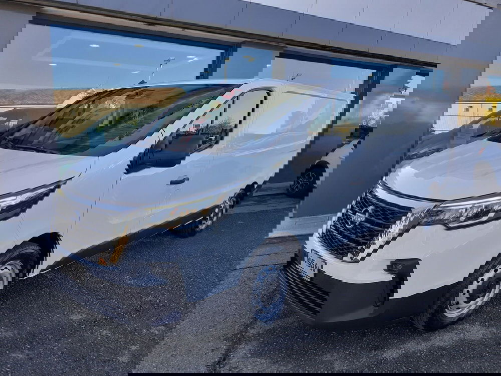 Nissan Primastar Furgone nuova a Modena (2)