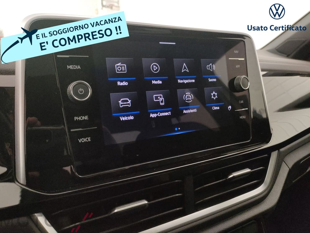 Volkswagen T-Roc usata a Varese (13)