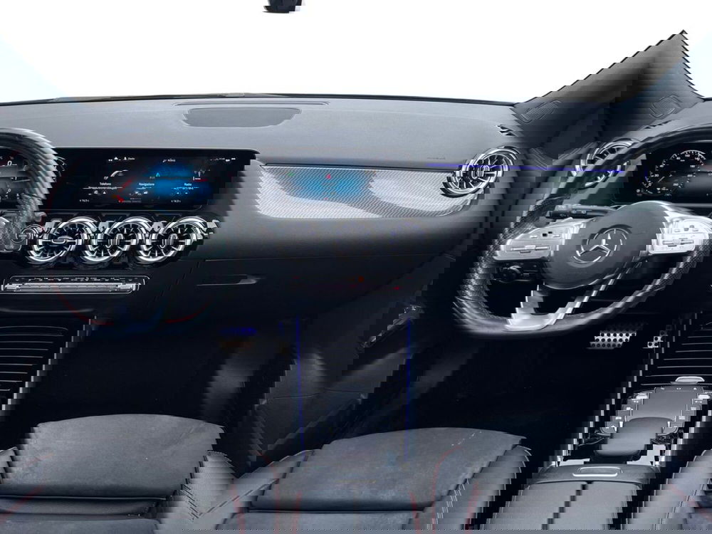 Mercedes-Benz GLA SUV usata a Napoli (11)