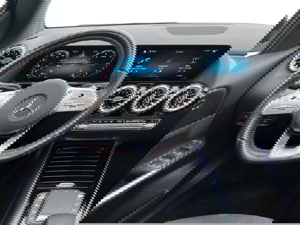 Mercedes-Benz GLA SUV usata a Napoli (12)