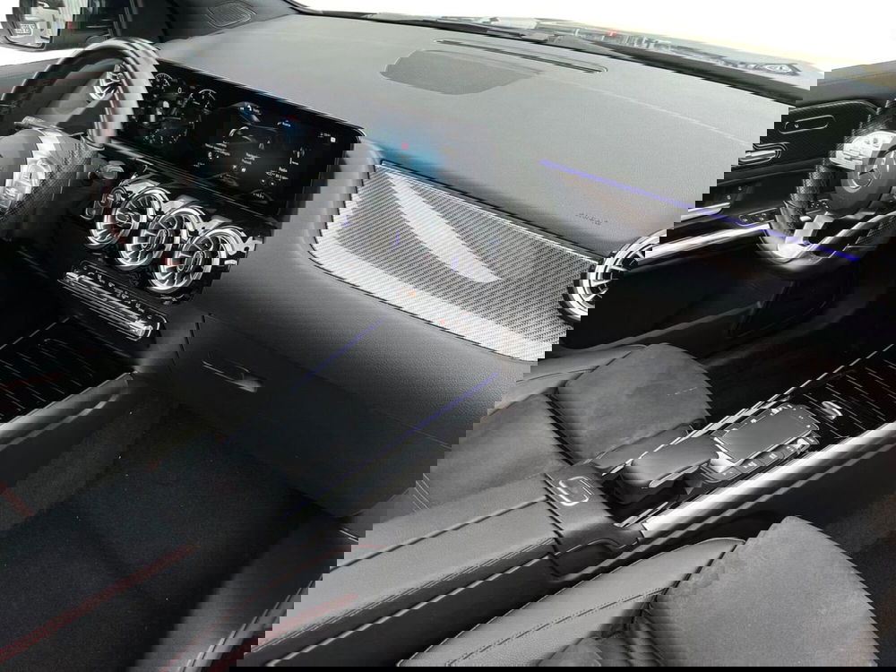 Mercedes-Benz GLA SUV usata a Napoli (13)