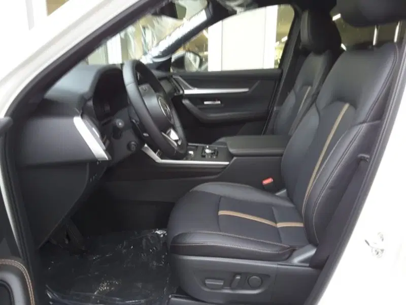 Mazda CX-60 nuova a Firenze (6)