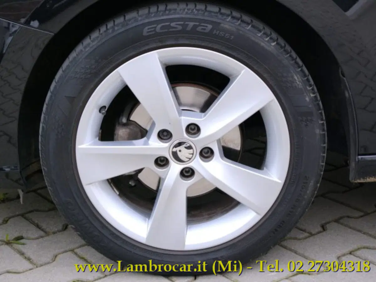 Skoda Fabia Station Wagon usata a Milano (10)