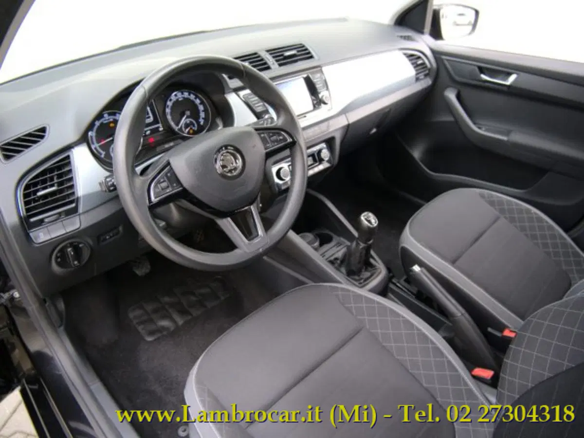 Skoda Fabia Station Wagon usata a Milano (3)