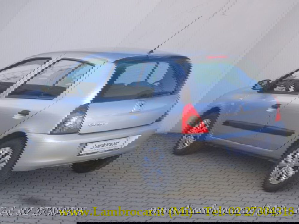 Renault Clio usata a Milano (12)