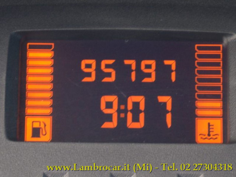 Renault Clio usata a Milano (8)