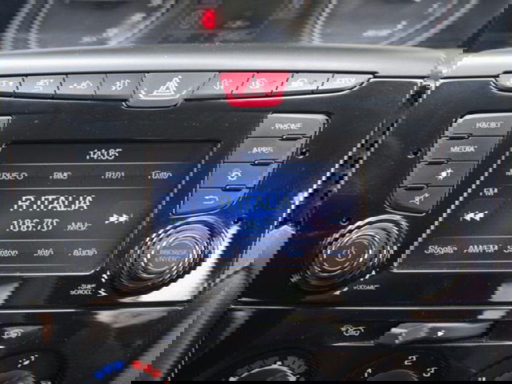 Lancia Ypsilon usata a Milano (7)