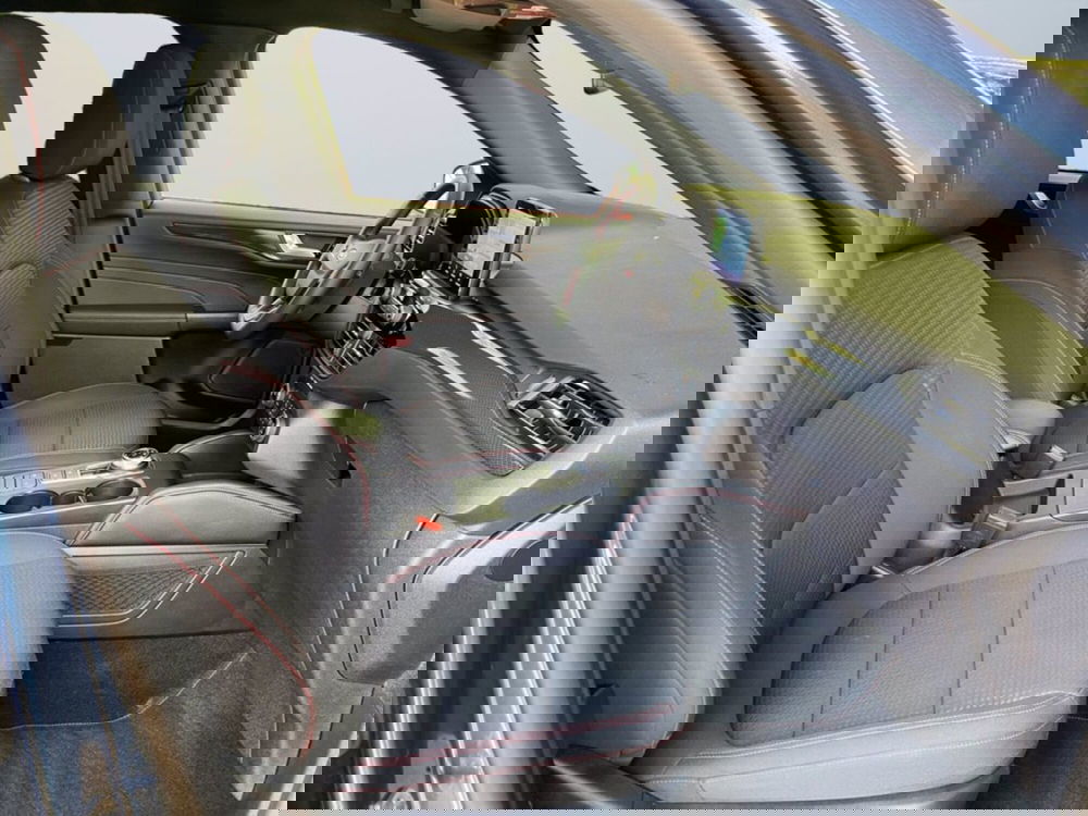 Ford Kuga usata a Milano (11)