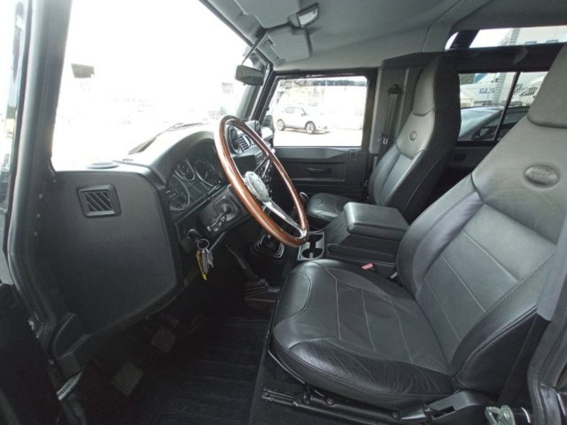 Land Rover Defender usata a Potenza (11)