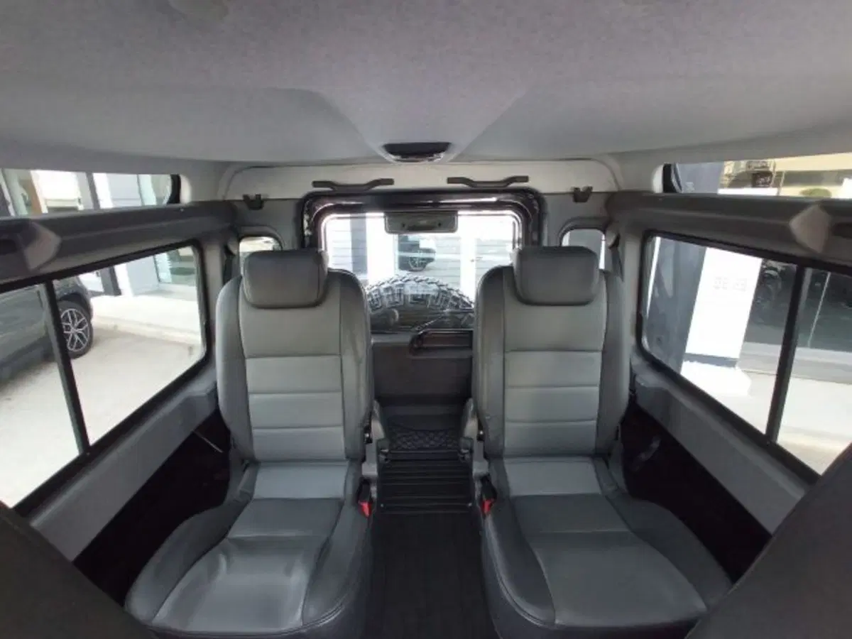 Land Rover Defender usata a Potenza (12)