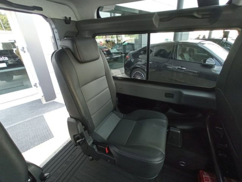 Land Rover Defender usata a Potenza (13)