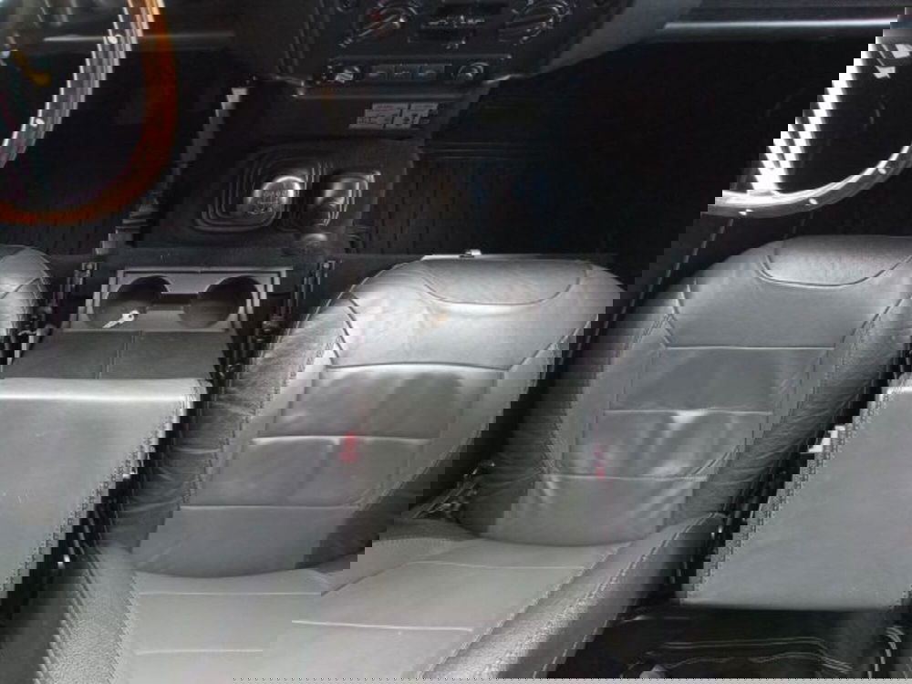 Land Rover Defender usata a Potenza (14)