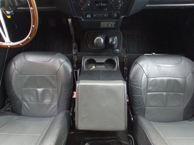 Land Rover Defender usata a Potenza (14)