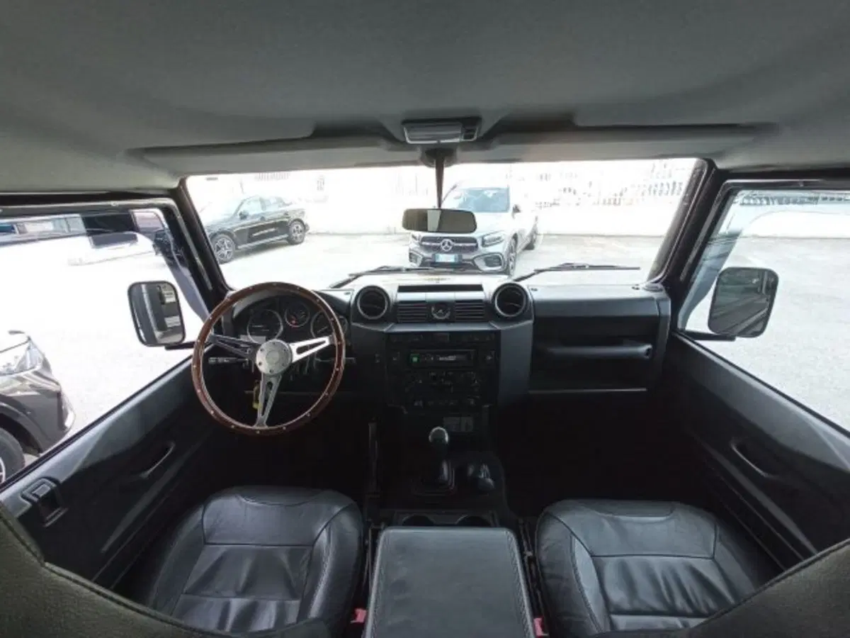 Land Rover Defender usata a Potenza (15)
