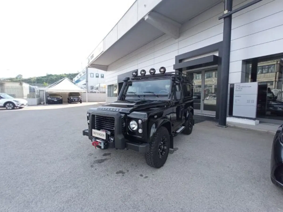 Land Rover Defender usata a Potenza (3)