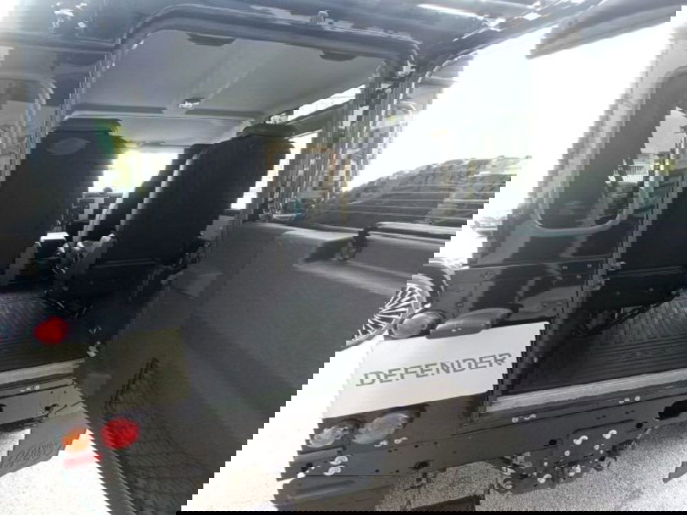 Land Rover Defender usata a Potenza (5)