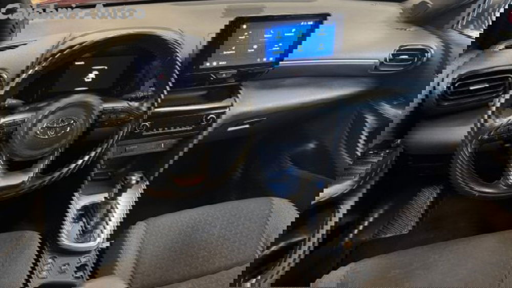 Toyota Yaris Cross usata a Reggio Calabria (7)