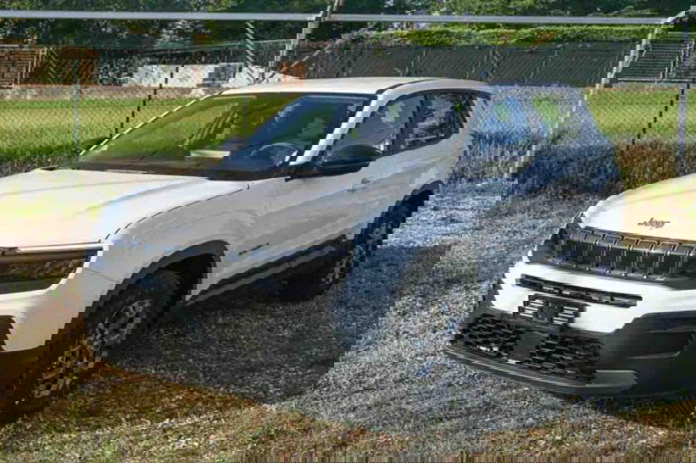 Jeep Avenger nuova a Torino