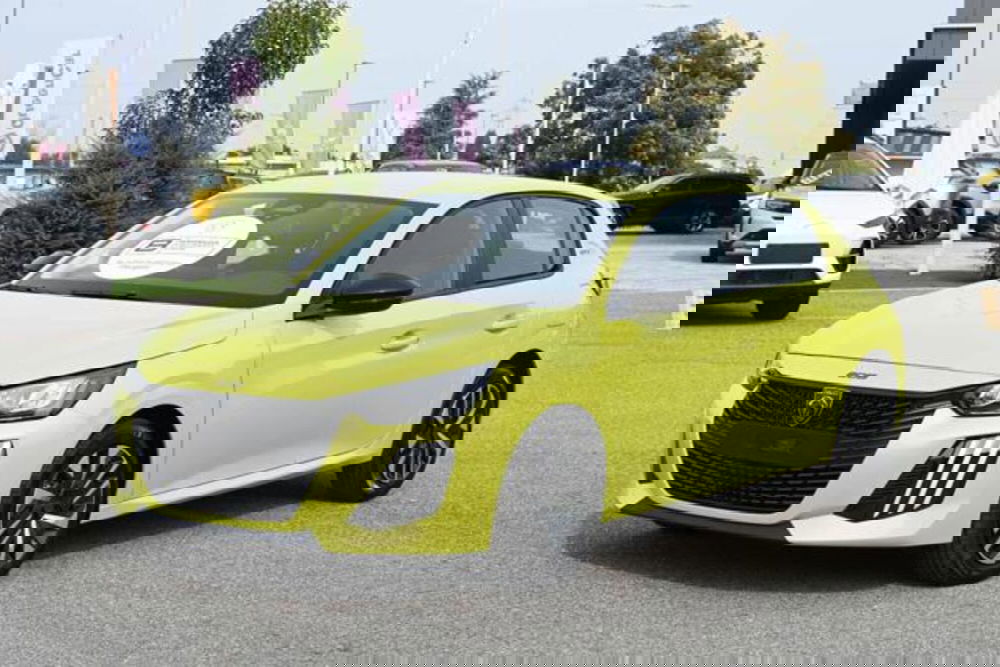 Peugeot 208 nuova a Torino