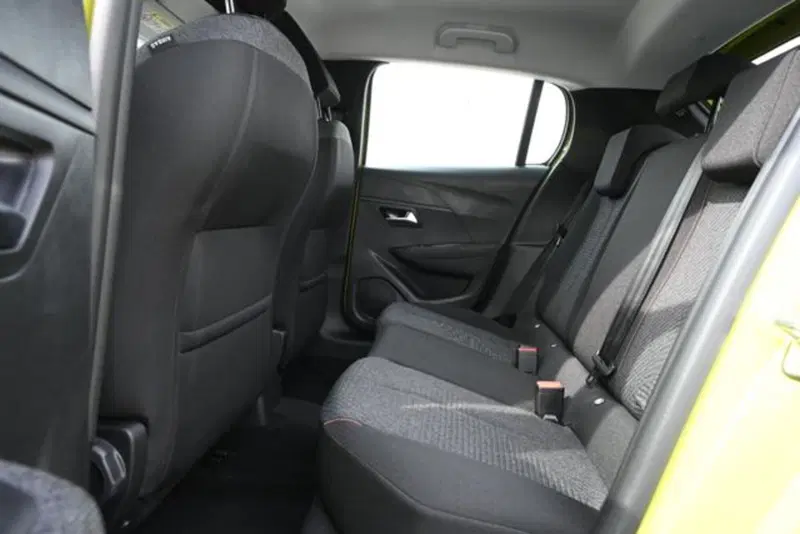 Peugeot 208 nuova a Torino (15)