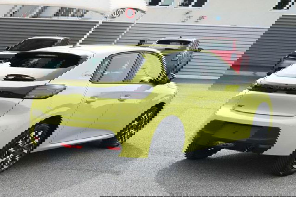 Peugeot 208 nuova a Torino (5)