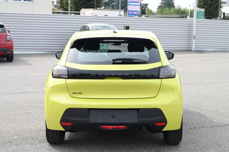 Peugeot 208 nuova a Torino (6)