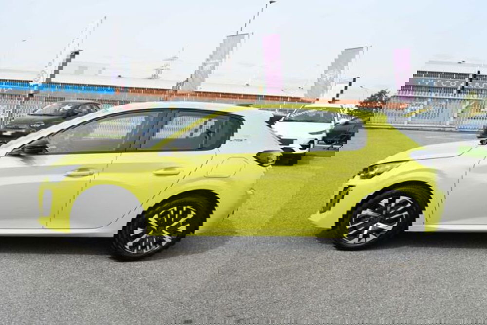 Peugeot 208 nuova a Torino (8)