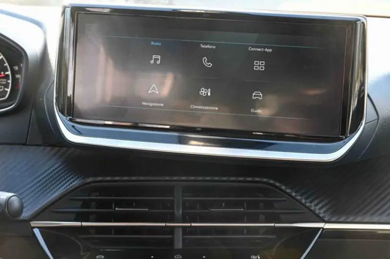 Peugeot 208 nuova a Torino (18)