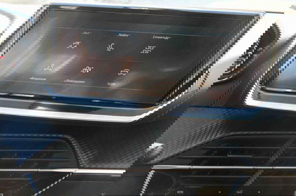 Peugeot 208 nuova a Torino (18)