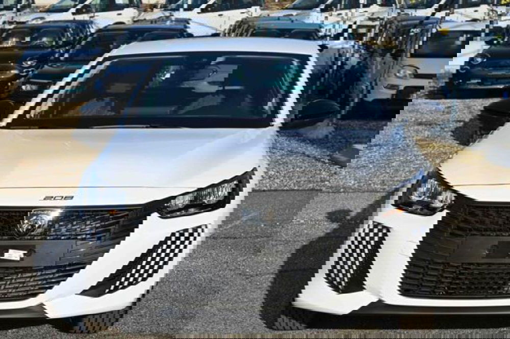 Peugeot 208 nuova a Torino (2)