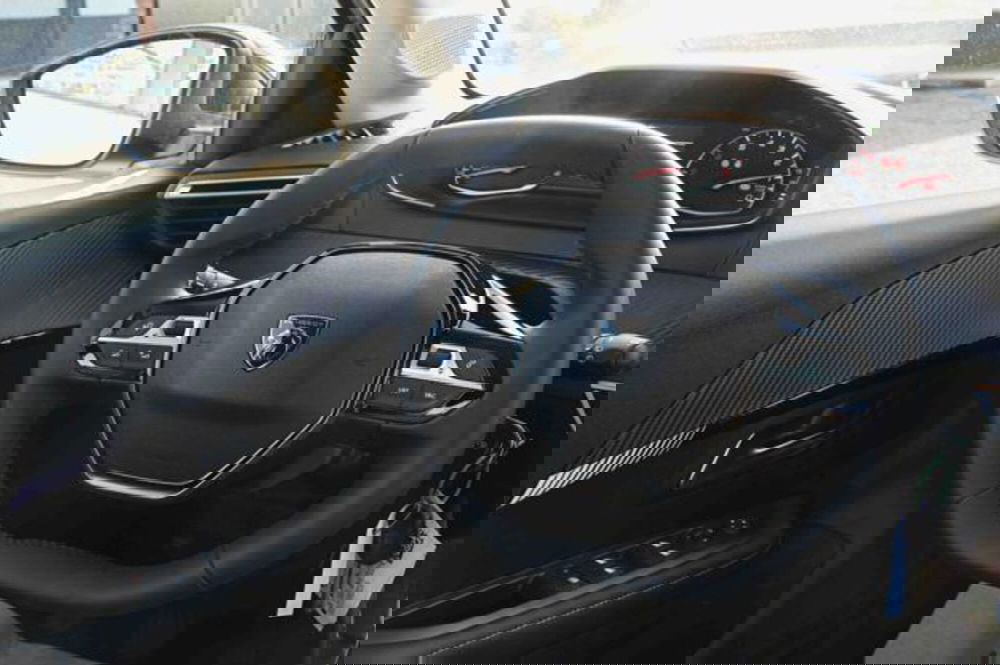 Peugeot 208 nuova a Torino (20)