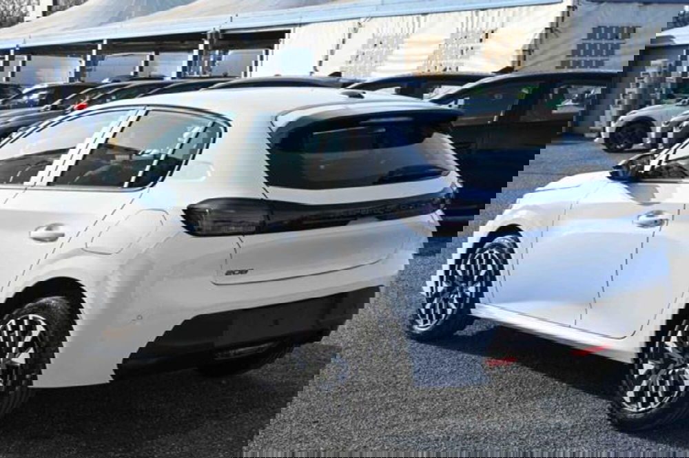 Peugeot 208 nuova a Torino (7)